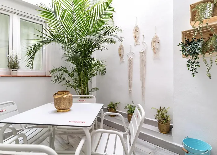 In With Wifi アパート