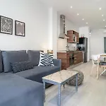 Apartment In With Wifi