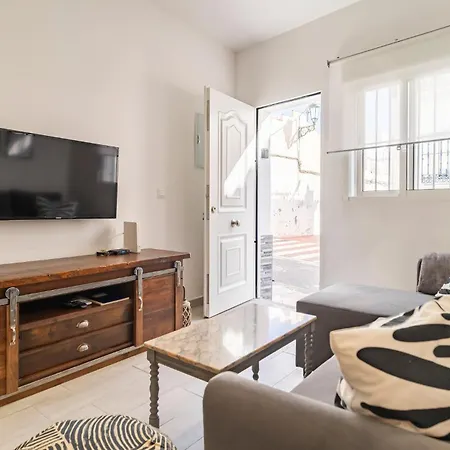 Apartment In With Wifi *